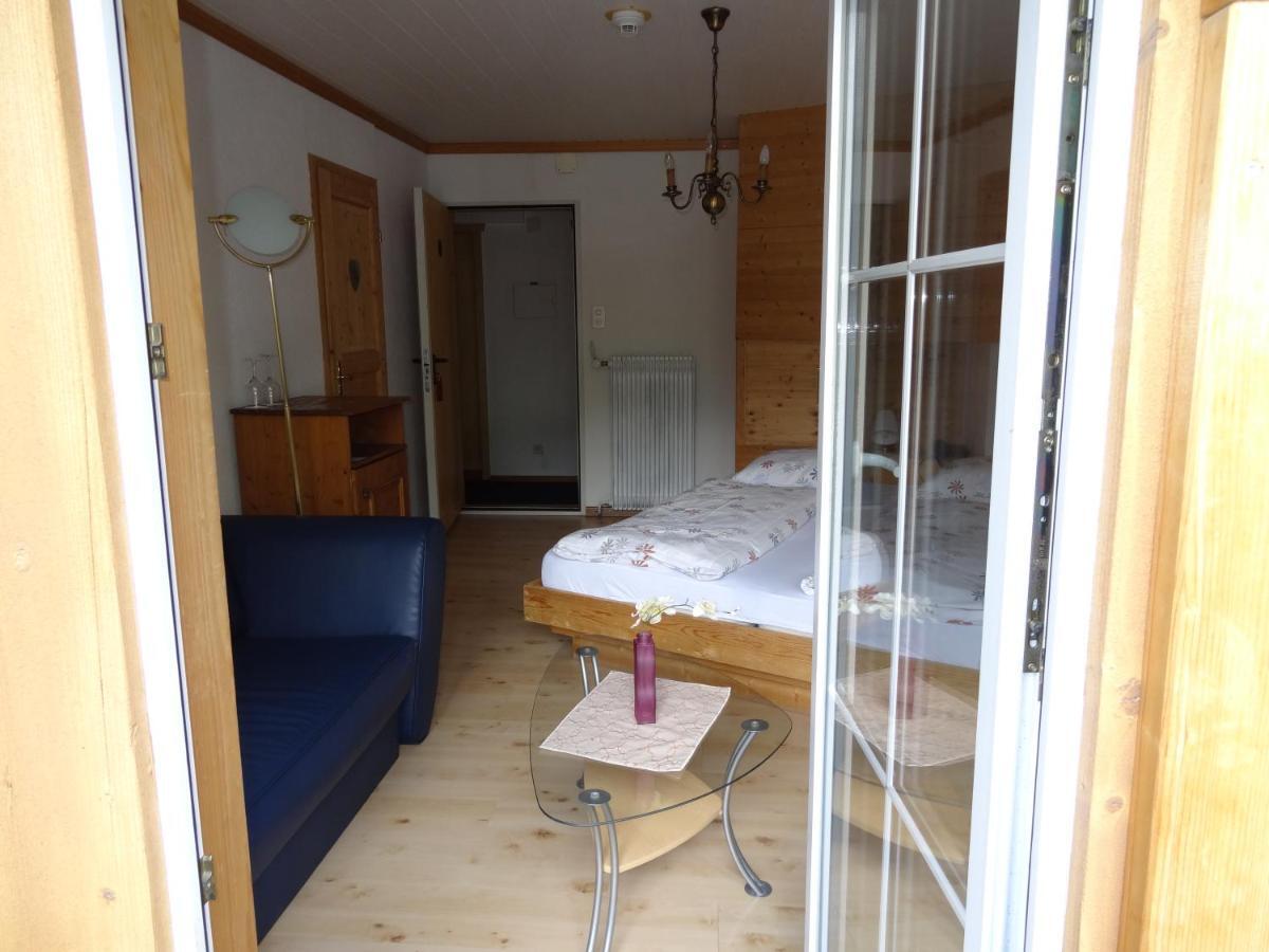 Chalet Hotel Adler Ag Kandersteg Bilik gambar
